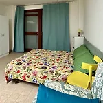 Urban Apartment 65